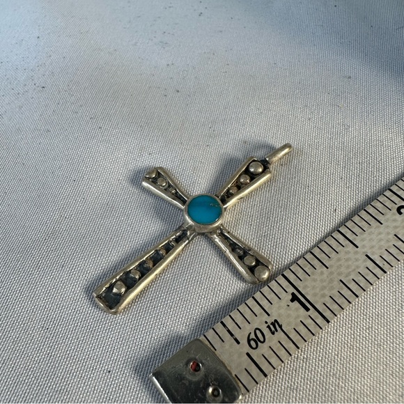 Vintage 70’s silver and turquoise stone cross - Picture 3 of 5